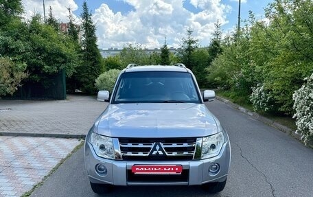 Mitsubishi Pajero IV, 2012 год, 2 390 000 рублей, 2 фотография