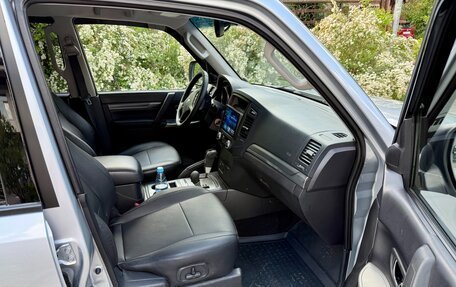 Mitsubishi Pajero IV, 2012 год, 2 390 000 рублей, 9 фотография