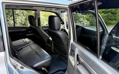 Mitsubishi Pajero IV, 2012 год, 2 390 000 рублей, 10 фотография