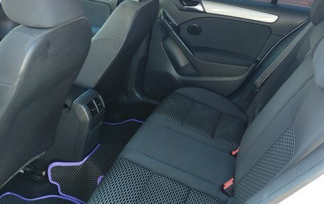 Volkswagen Golf VI, 2011 год, 930 000 рублей, 8 фотография