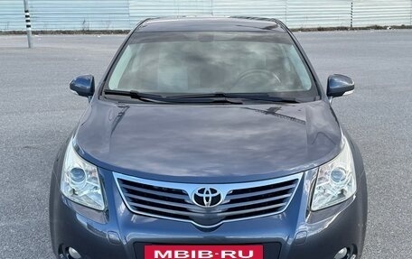 Toyota Avensis III рестайлинг, 2010 год, 1 000 000 рублей, 2 фотография