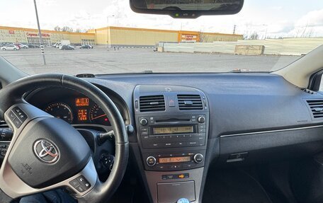 Toyota Avensis III рестайлинг, 2010 год, 1 000 000 рублей, 14 фотография