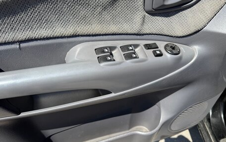Hyundai Tucson III, 2005 год, 685 000 рублей, 14 фотография