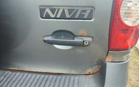 Chevrolet Niva I рестайлинг, 2011 год, 335 000 рублей, 15 фотография