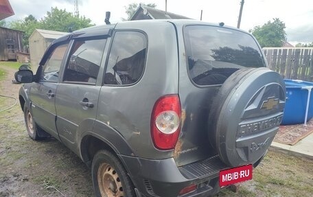Chevrolet Niva I рестайлинг, 2011 год, 335 000 рублей, 14 фотография