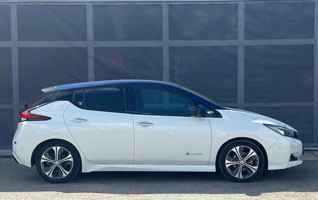Nissan Leaf II, 2018 год, 1 550 000 рублей, 4 фотография