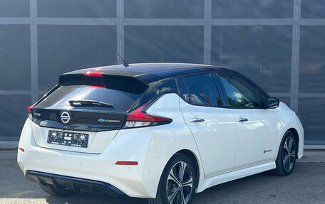 Nissan Leaf II, 2018 год, 1 550 000 рублей, 5 фотография