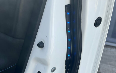 Nissan Leaf II, 2018 год, 1 550 000 рублей, 14 фотография
