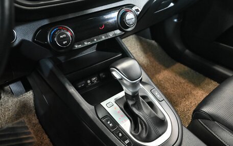 KIA K3, 2020 год, 2 140 000 рублей, 15 фотография