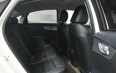 KIA K3, 2020 год, 2 140 000 рублей, 17 фотография