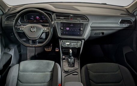 Volkswagen Tiguan II, 2020 год, 2 799 500 рублей, 10 фотография