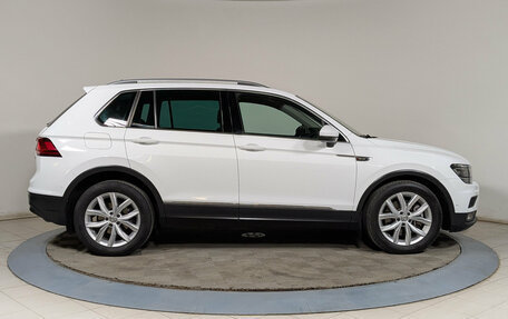 Volkswagen Tiguan II, 2020 год, 2 799 500 рублей, 9 фотография