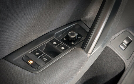 Volkswagen Tiguan II, 2020 год, 2 799 500 рублей, 19 фотография