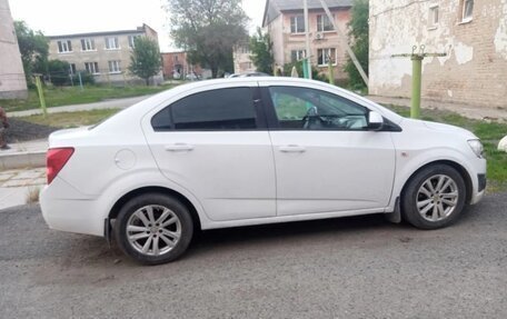 Chevrolet Aveo III, 2013 год, 450 000 рублей, 5 фотография