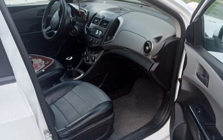 Chevrolet Aveo III, 2013 год, 450 000 рублей, 4 фотография