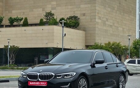 BMW 3 серия, 2021 год, 4 400 000 рублей, 1 фотография