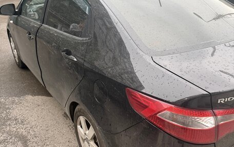 KIA Rio III рестайлинг, 2011 год, 800 000 рублей, 3 фотография