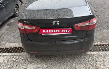 KIA Rio III рестайлинг, 2011 год, 800 000 рублей, 4 фотография