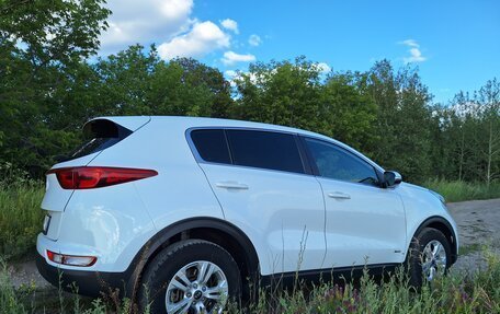 KIA Sportage IV рестайлинг, 2017 год, 2 030 000 рублей, 5 фотография