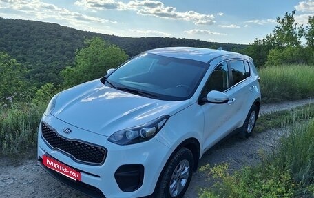 KIA Sportage IV рестайлинг, 2017 год, 2 030 000 рублей, 2 фотография