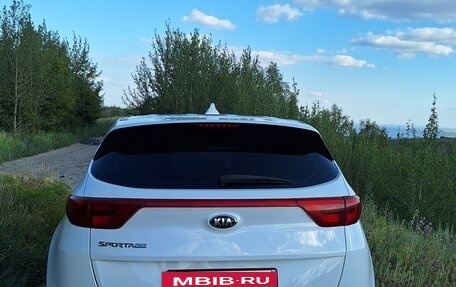 KIA Sportage IV рестайлинг, 2017 год, 2 030 000 рублей, 4 фотография