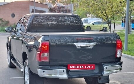 Toyota Hilux VIII, 2019 год, 2 500 000 рублей, 4 фотография