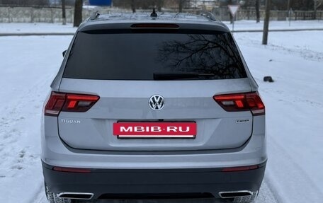 Volkswagen Tiguan II, 2020 год, 2 600 000 рублей, 5 фотография
