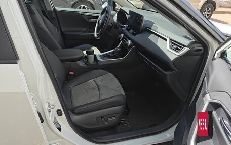 Toyota RAV4, 2025 год, 4 250 000 рублей, 8 фотография