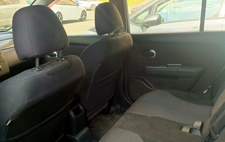 Nissan Tiida, 2012 год, 850 000 рублей, 24 фотография