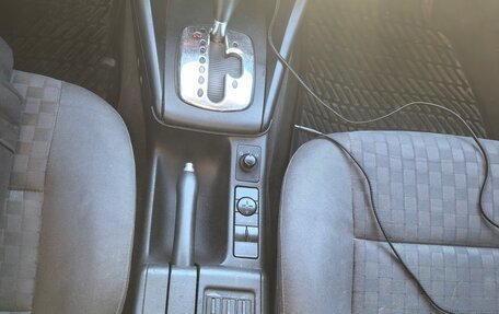 Audi A6, 1998 год, 330 000 рублей, 11 фотография