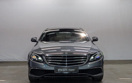 Mercedes-Benz E-Класс, 2018 год, 3 490 000 рублей, 2 фотография