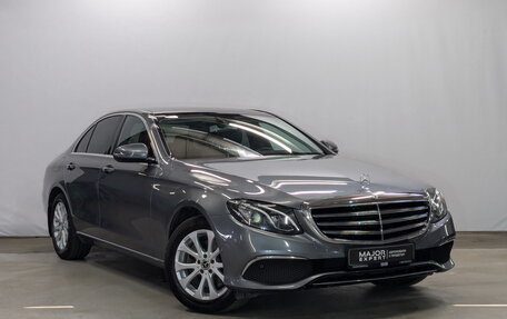 Mercedes-Benz E-Класс, 2018 год, 3 490 000 рублей, 3 фотография