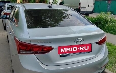 Hyundai Solaris II рестайлинг, 2017 год, 1 350 000 рублей, 2 фотография