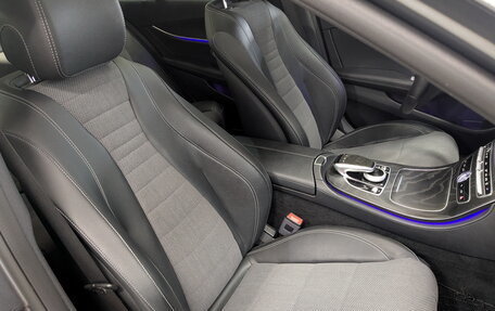 Mercedes-Benz E-Класс, 2018 год, 3 490 000 рублей, 25 фотография