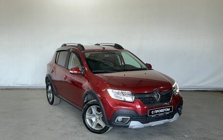 Renault Sandero II рестайлинг, 2021 год, 1 335 000 рублей, 3 фотография