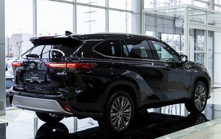 Toyota Highlander, 2026 год, 5 690 000 рублей, 4 фотография