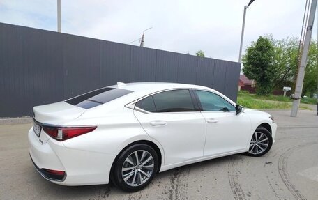 Lexus ES VII, 2019 год, 4 500 000 рублей, 3 фотография