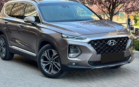 Hyundai Santa Fe III рестайлинг, 2018 год, 2 400 000 рублей, 5 фотография