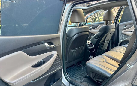 Hyundai Santa Fe III рестайлинг, 2018 год, 2 400 000 рублей, 23 фотография