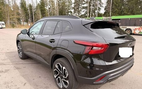 Chevrolet Trax, 2023 год, 1 800 000 рублей, 4 фотография