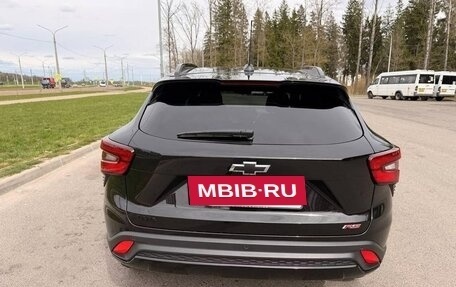Chevrolet Trax, 2023 год, 1 800 000 рублей, 3 фотография