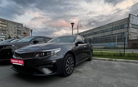 KIA Optima IV, 2019 год, 1 950 000 рублей, 13 фотография