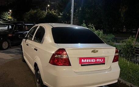 Chevrolet Aveo III, 2011 год, 300 000 рублей, 3 фотография