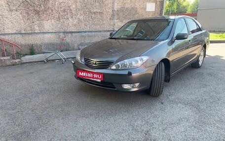 Toyota Camry V40, 2005 год, 1 500 000 рублей, 4 фотография