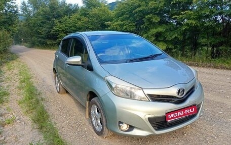 Toyota Vitz, 2013 год, 610 000 рублей, 1 фотография