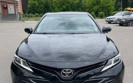 Toyota Camry, 2020 год, 2 900 000 рублей, 1 фотография