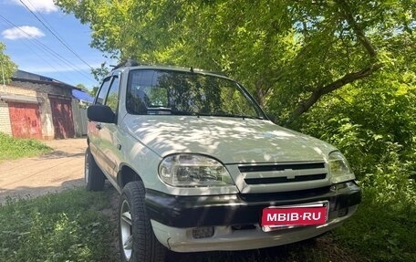 Chevrolet Niva I рестайлинг, 2003 год, 270 000 рублей, 1 фотография