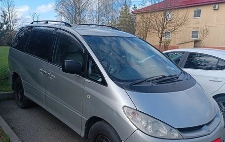 Toyota Estima III рестайлинг -2, 2002 год, 550 000 рублей, 2 фотография