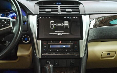 Toyota Camry, 2017 год, 2 390 000 рублей, 13 фотография