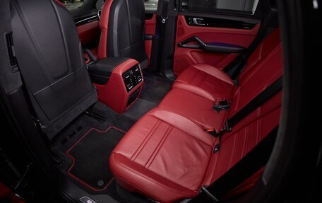 Porsche Cayenne III, 2019 год, 8 900 000 рублей, 16 фотография